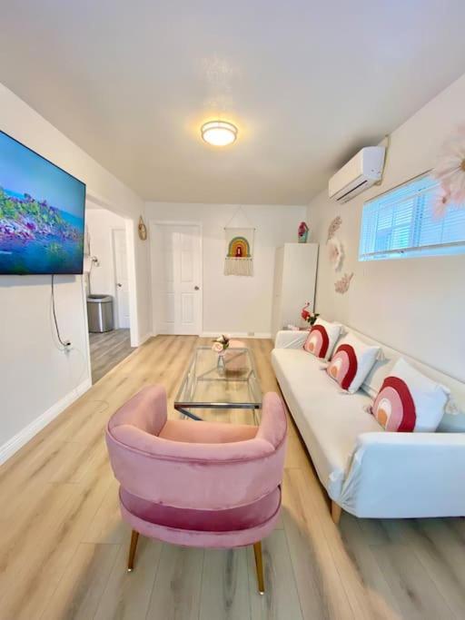 Pink Cozy House 2 Bedrooms Rosemead Kültér fotó